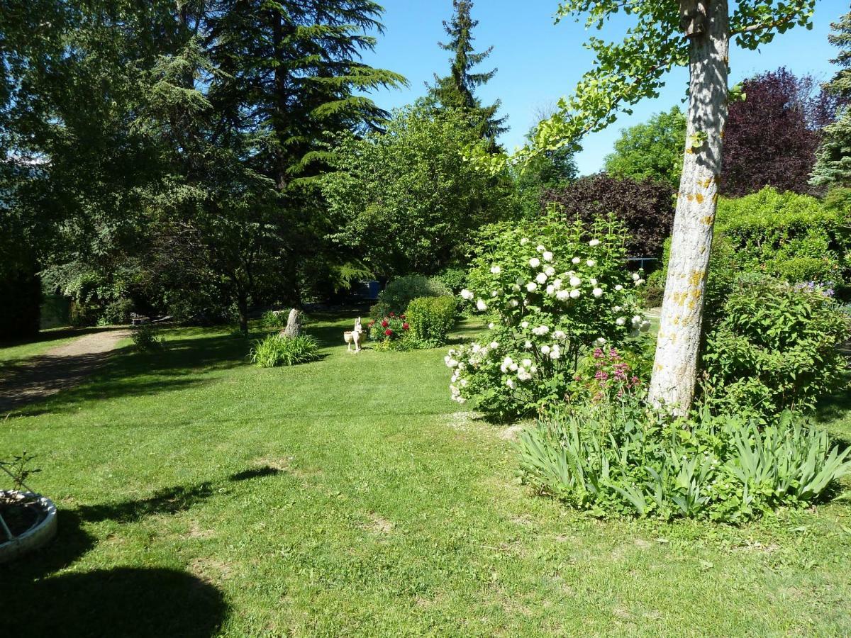 Vue Sur Les Montagnes Appartement Embrun Buitenkant foto